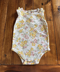 Nicole Miller New York Girls 12M Floral Sleeveless Knit Snap Bodysuit Bow