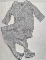 H & M 2 piece set solid gray size SMALL NEWBORN