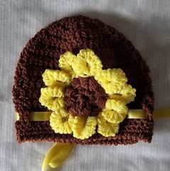 Handmade Crocheted Off White- brown Girl Dress 2 Piece set 0-6 months