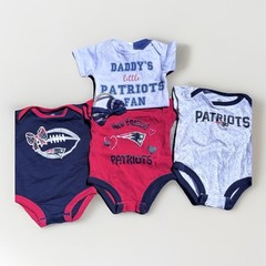 New England Patriots Football Onsies and Bow Bundle Bodysuit Size 0-3 M NFL