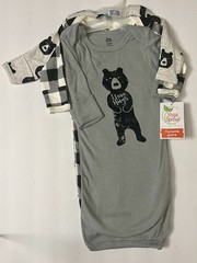 Yoga Sprout 3 Pack Of Preemie Gowns , I love Hugs Bear New With Tags