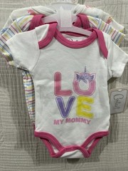 Love My Mommy 3 Piece Tshirts NWT 0-3 M