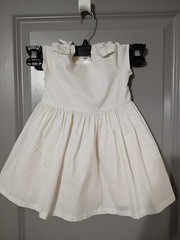 Carter’s 9 month Lined Petticoat Short Sleeve Back Button Closure