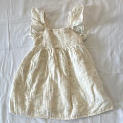 Cat & Jack Girls 5T White Floral Sundress Flutter Sleeve Smocked Cotton Knee